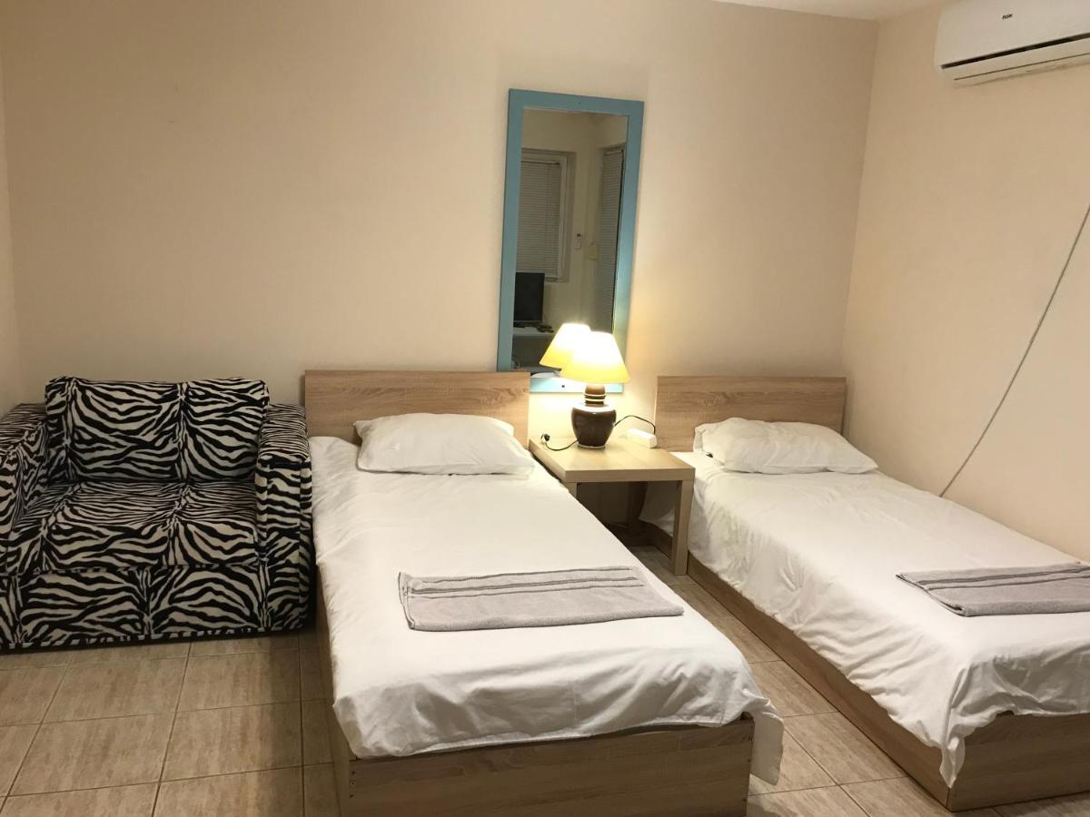 Ssenyange Guest House 瓦爾納 外观 照片
